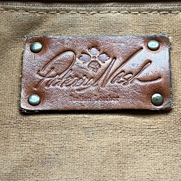 BUY or BUNDLE! Patricia Nash two-toned Bucket Bag 100% leather, full zip top - Picture 9 of 11